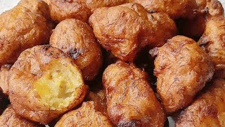 Claclo ou Beignets de Bananes plantains  Recette super facile [upl. by Enyawal]