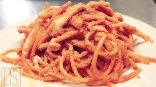 Pasta allamatriciana originale vs gourmet  Gabriele Perilli e Angelo Troiani [upl. by Goldfinch]