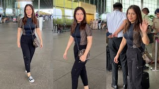 Bollywood Underrated Actress Bhumi Pednekar Spotted At Mumbai Airport [upl. by Dhaf]