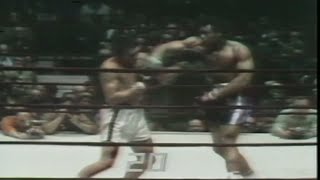 WOW WHAT A FIGHT  George Foreman vs Gregorio Peralta I Full HD Highlights [upl. by Silden150]