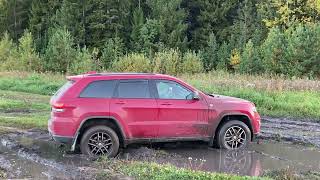 Jeep Grand Cherokee wk2 TrailHawk offroad глина [upl. by Nimajaneb411]