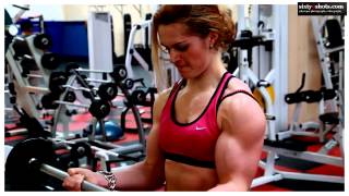 evelien training biceps YouTube [upl. by Aiht]