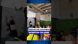 Hinchas de Colombia intentan colarse e ingresar al estadio de la Final de la Copa América 😱 [upl. by Bayer]