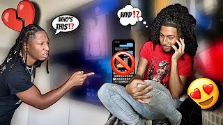 SCREEN MIRRORING MY CHEATING TEXT MESSAGES PRANK ON BOYFRIEND RAW amp UNCUT [upl. by Kirrad]