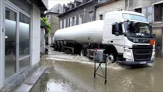 Crue de La Garonne à Saint Béat Inondation rue principale 8 mai 2018 [upl. by Ardath257]