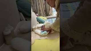 90s Dad Taking Care of Identical Twins 👶👶 identicaltwins superdad cutebabyvideo [upl. by Ahsilak]