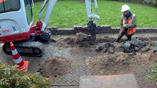 Digging A Trench For Fiber Optic Cable Ceramstraat Groningen  Aanleg Glasvezelkabel  DBB 011220 [upl. by Cecilla130]