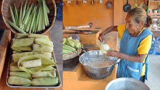 Me Agarro Un Fuerte AGUACERO Haciendo TAMALES DE ELOTE Para Un Buen Desayuno Con Cafe Caliente [upl. by Oicapot805]