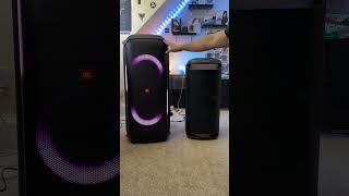 FLASH VERSUS JBL Partybox 710 VS Sony XV800 [upl. by Soiritos]