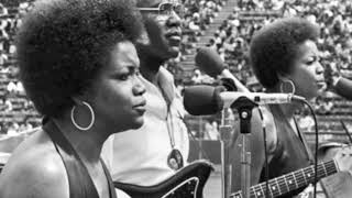 The Staple Singers  A Hard Rains Gonna Fall 1968 [upl. by Brodie]