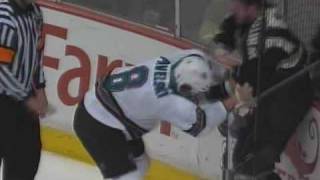 Joe Pavelski vs Ryan Whitney Apr 27 2009 [upl. by Liane]