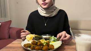 ASMR TÜRKÇE Mercimek köftesi Asmr  karışık sohbet  ilk video tanışma 🥰💖 [upl. by Dlorad]