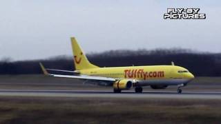 Boeing 737800 Bouncy Landing [upl. by Hgeilhsa]