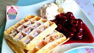 Die leckersten Waffeln mit heißen Kirschen I bestes Waffelteigrezept I Waffeln selber backen [upl. by Adnolor]