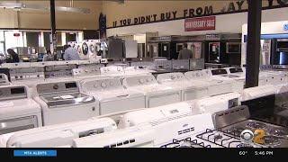 Long Island Appliance Store Fully Stocked Amid Nationwide Shortage [upl. by Ailedamla198]