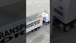 Transportes Orta Prostar con full de cajas secas [upl. by Yeliab]