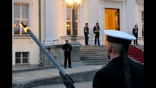 Serenade Staatsbankett Italiens Präsident [upl. by Merell130]