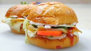 Easy egg burger  egg burger recipe  easy burger  Vegegg burger [upl. by Zulema5]