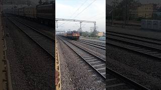 Train crossing gkp summer special train at clutterbuck ganj station kingscircle railway [upl. by Atinuhs]