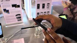 MWC 2014 Asus Zenfone 5 [upl. by Nosnhoj]