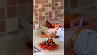 Dalından Lezzet Mevsimin Son çiçek Bahçesi Salatası ✨🫑🍅 trending music food salad cooking [upl. by Noirred250]