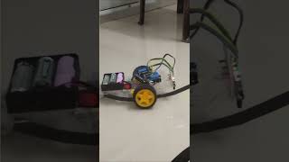 Line Following Robot Robotics embedded arduino arduinoproject [upl. by Raman]