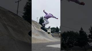 Coos Bay Oregon skatepark Paul Barton esshoesskateskateboardskateboarding minirampaccelslim [upl. by Etan913]