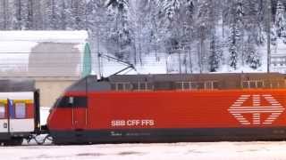 Swiss Trains Airolo arcing 01Jan14 [upl. by Dugas]