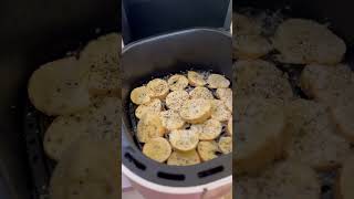 How to Make Easy Air Fryer Bagel Chips Easy Appetizer Idea [upl. by Pyszka567]