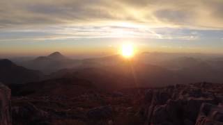 ZeitrafferTimelapse vom Sonnenauf amp Untergang am Gipfel des Dürrenstein HD 1080p [upl. by Nahshunn]