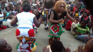 Surinaamse dans Awassa Surinam dance Marrons [upl. by Kornher]