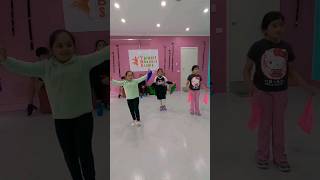 BEST BHANGRA BY LITTLE GIRLS Song Name Ashke Boliyan Singer Gurshabad learnbhangramelbourne [upl. by Anital159]