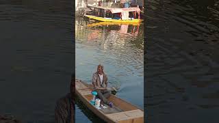 Dal lake Srinagar dallake boat sikara jammu kashmir viralvideo ytstudieo ytshorts vlog [upl. by Giesser177]