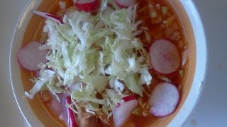 Receta del pozole rojo con pollo Mexican soup [upl. by Thibault729]