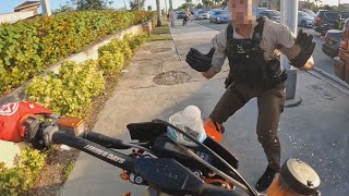 LA POLICIA LO DETUVO POR HACER WHEELIES [upl. by Aineg]