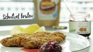 Schnitzel braten So klappt die fluffige Panade [upl. by Francisca]