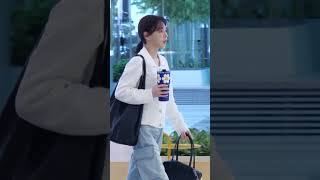 240925 영스트리트 출근 레드벨벳 웬디 kpop [upl. by Al]