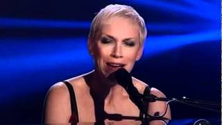 Annie Lennox  Why live at the AMAs and award presentation [upl. by Aires]