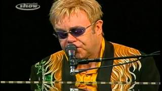 Elton John  Live in São Paulo Brasil 2009  Skyline Pigeon amp Your Song [upl. by Nilo]