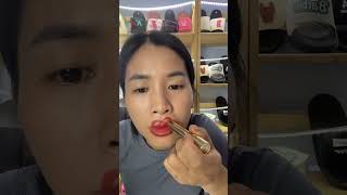 Chị Hồng học make up trên mạng [upl. by Milore201]