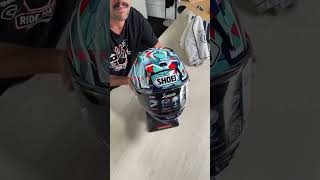 SHOEI XSPR PRO ANTONIO GAUDI 💥 [upl. by Inaoj]