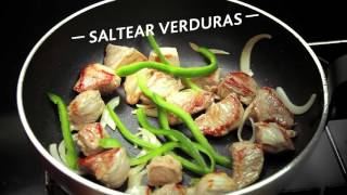 Super Cerdo Sartén Fajitas [upl. by Aisatsanna]