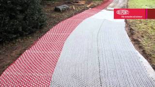 DuPont™ Plantex® GroundGrid®  Stabilisateur de surfaces  Tous terrains [upl. by Kutchins]