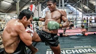 Muay Thai Motivation  Crazy training Buakaw [upl. by Roter14]