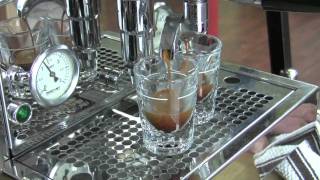 Shot Compare Baratza Virtuoso vs Breville Smart Grinder [upl. by Atse]