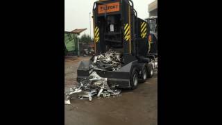 LEFORT mobile 500T scrap metal shear baler [upl. by Mettah78]