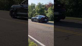 Loud ford shelby gt500 does a heavy acceleration leaving a car show [upl. by Esch]