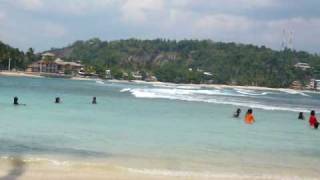 Unawatuna Beach Strand am Westende Sri Lanka [upl. by Tertias622]