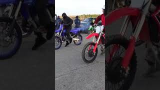 2024 yz125 holeshot vs crf 450 holeshot shorts dragrace explore dirtbike yz125 crf [upl. by Akit457]