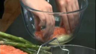 VideoRicette  Kenwood Cooking Chef  Salmone al vapore con asparagi [upl. by Brackett236]